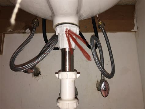 fix leaking bathroom sink pipe
